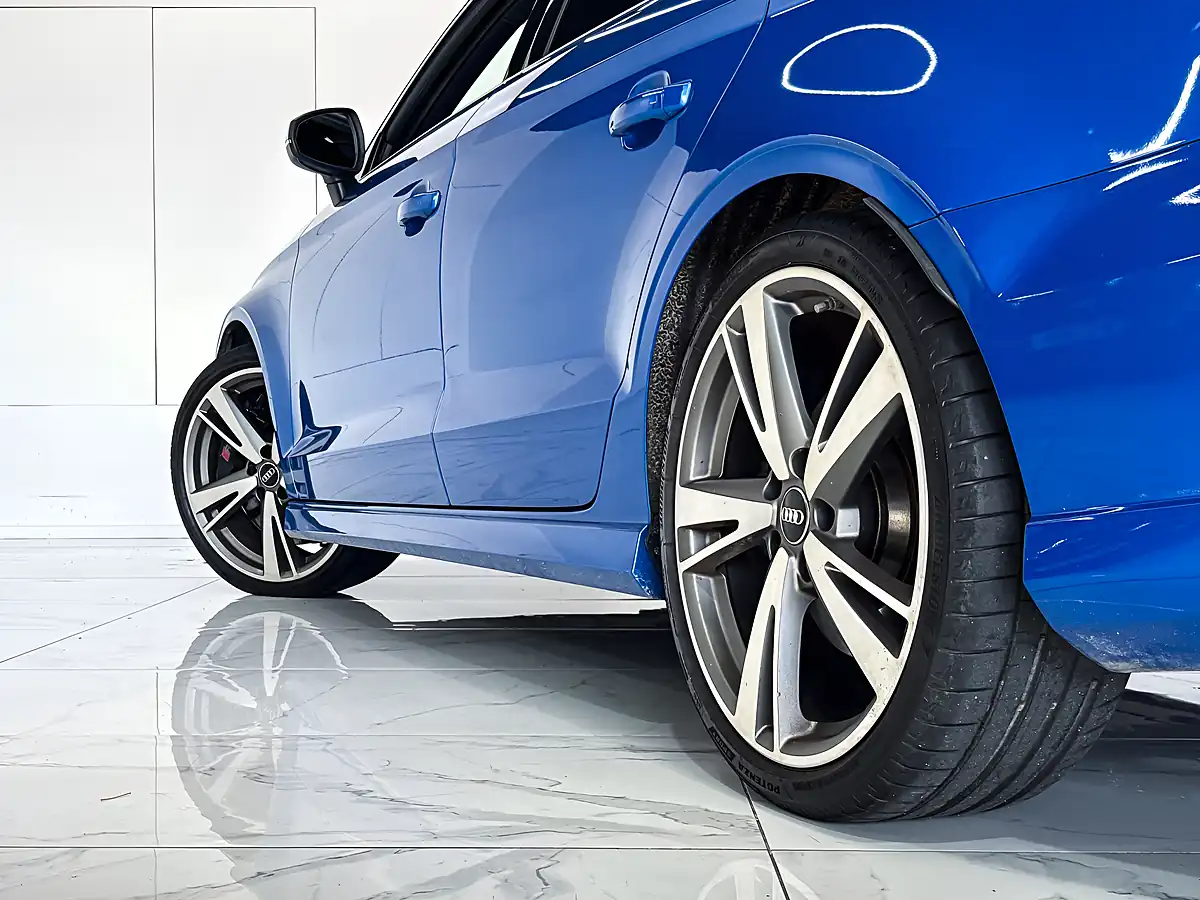 Used 2020 Audi RS3 Saloon Blue - Interior and Exterior details 7
