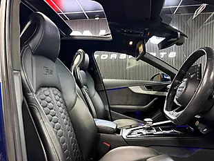 Used 2020 Audi RS4 Avant Blue - Interior and Exterior details 11