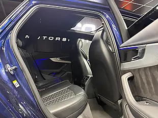 Used 2020 Audi RS4 Avant Blue - Interior and Exterior details 12