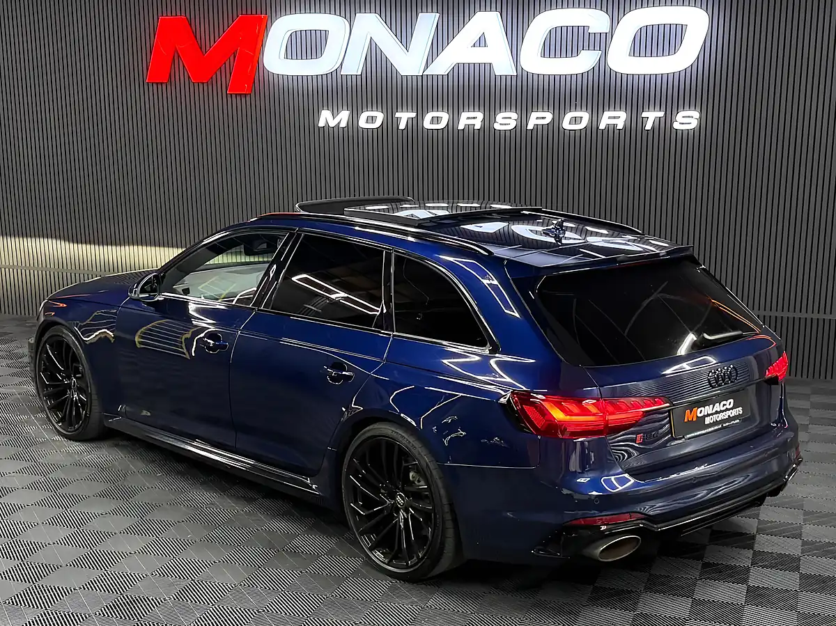 Used 2020 Audi RS4 Avant Blue - Interior and Exterior details 3