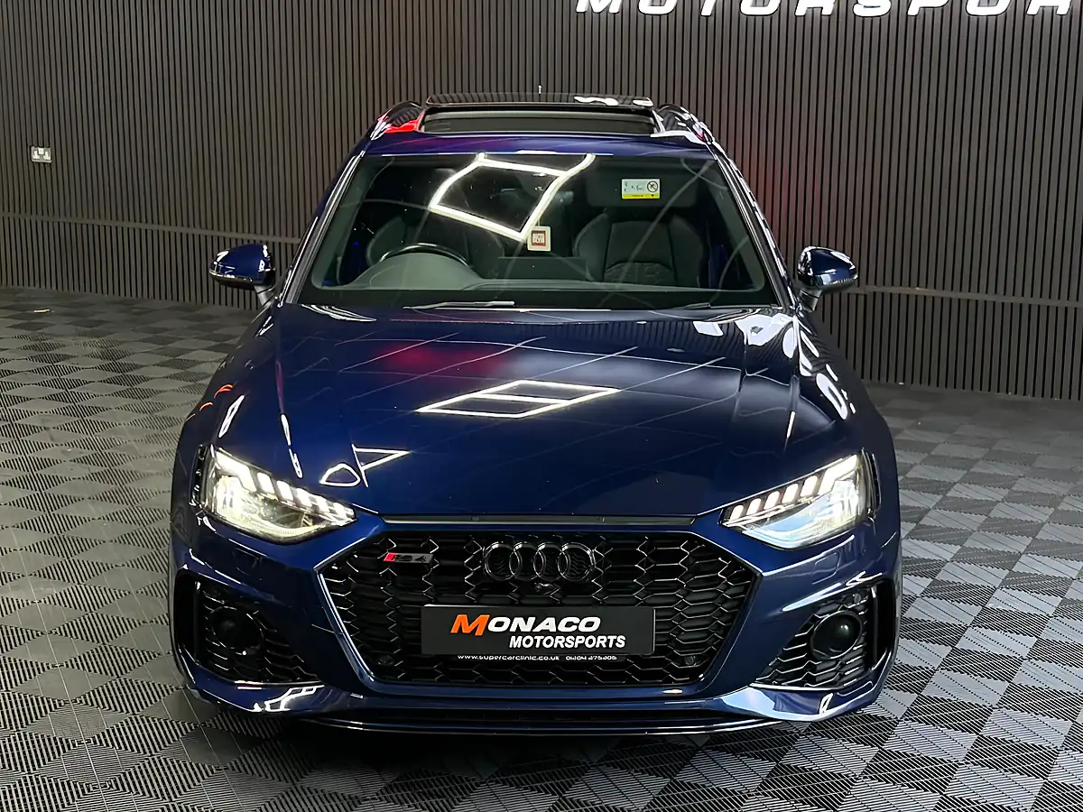 Used 2020 Audi RS4 Avant Blue - Interior and Exterior details 4