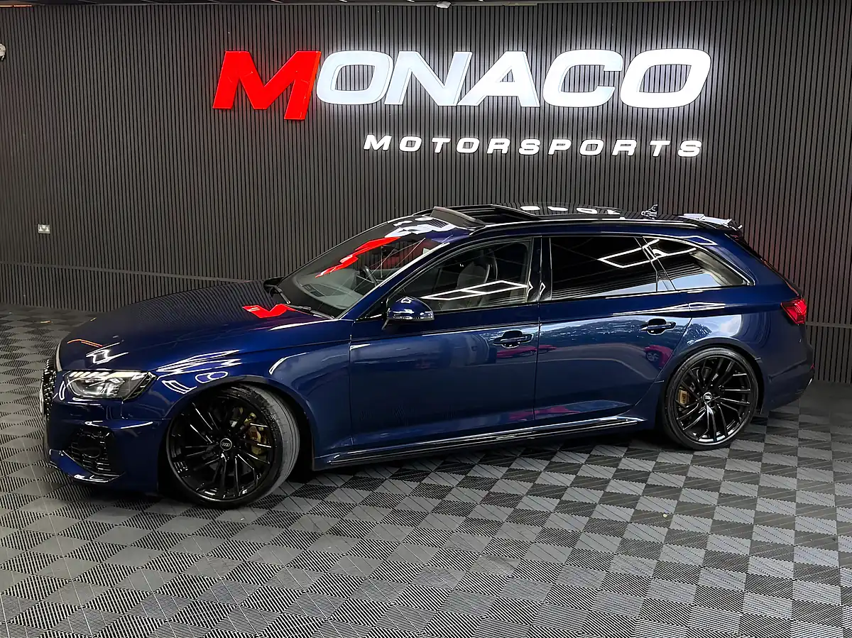 Used 2020 Audi RS4 Avant Blue - Interior and Exterior details 5