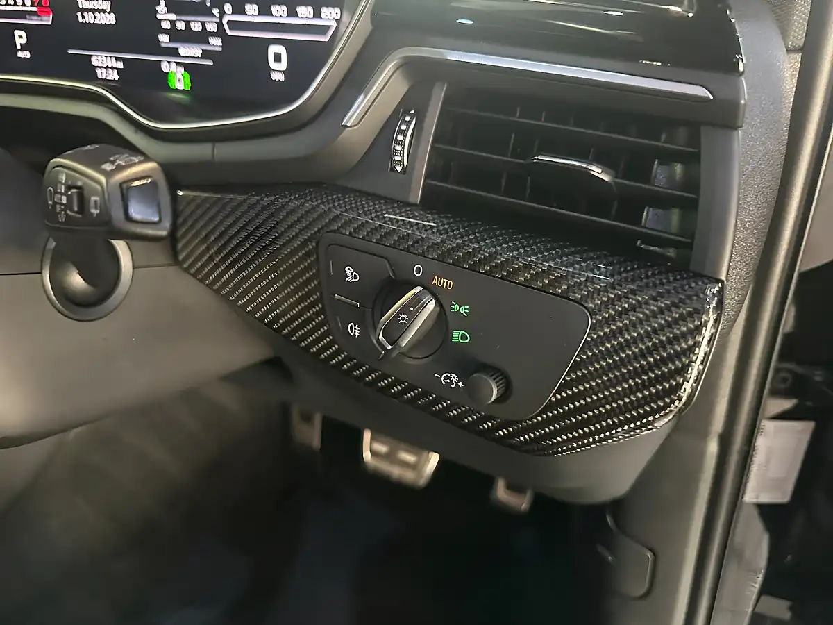 Used 2020 Audi RS4 Avant Carbon Black Black - Interior and Exterior details 17