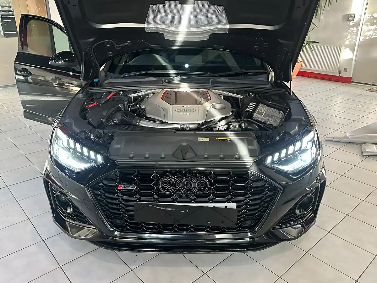 Used 2020 Audi RS4 Avant Carbon Black Black - Interior and Exterior details 20