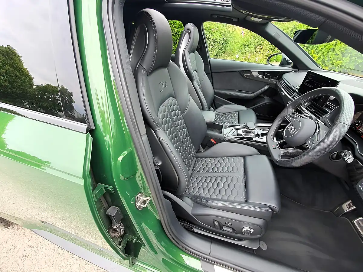 Used 2020 Audi RS4 Avant Carbon Black Sonoma Green - Interior and Exterior details 13