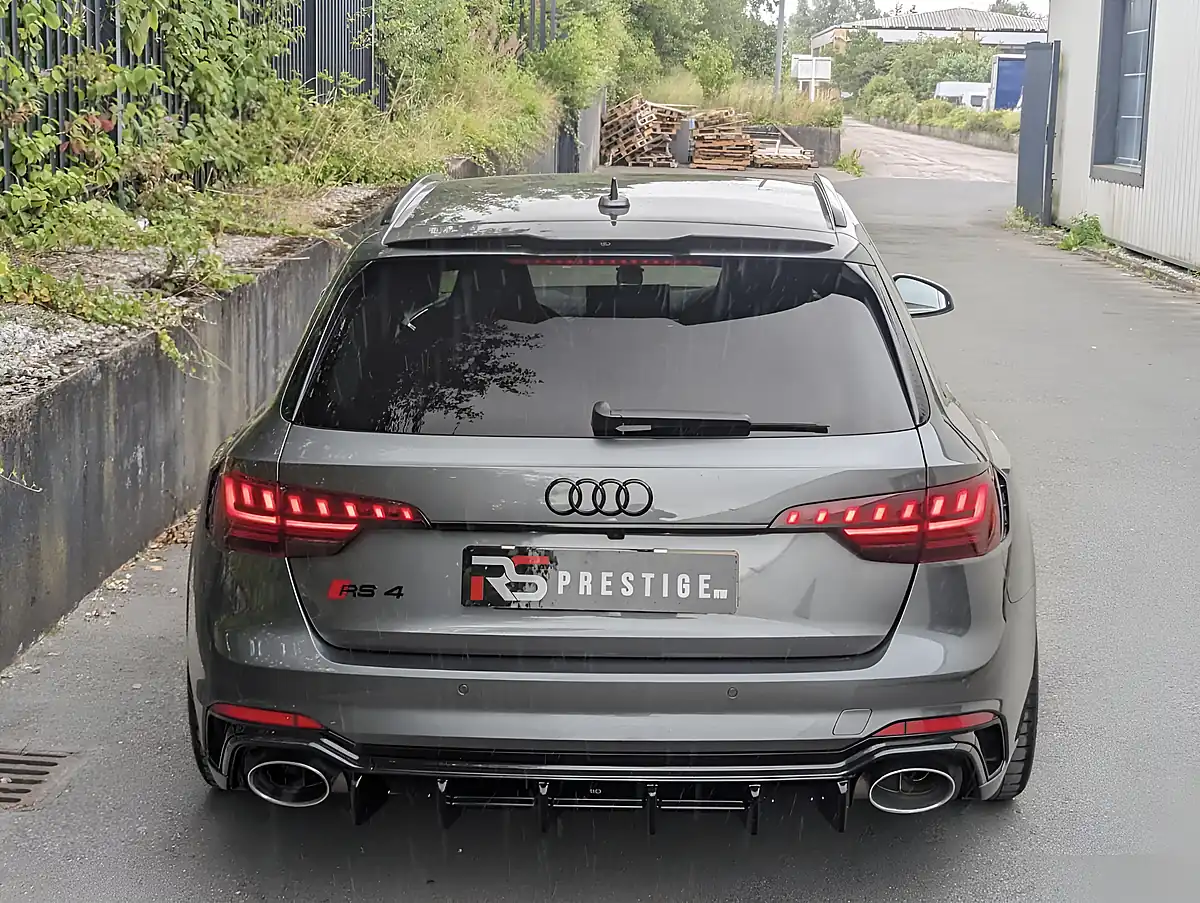 Used 2020 Audi RS4 Avant Grey - Interior and Exterior details 15