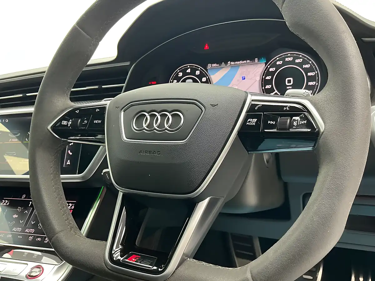 Used 2020 Audi RS6 Avant Carbon Black Black - Interior and Exterior details 10