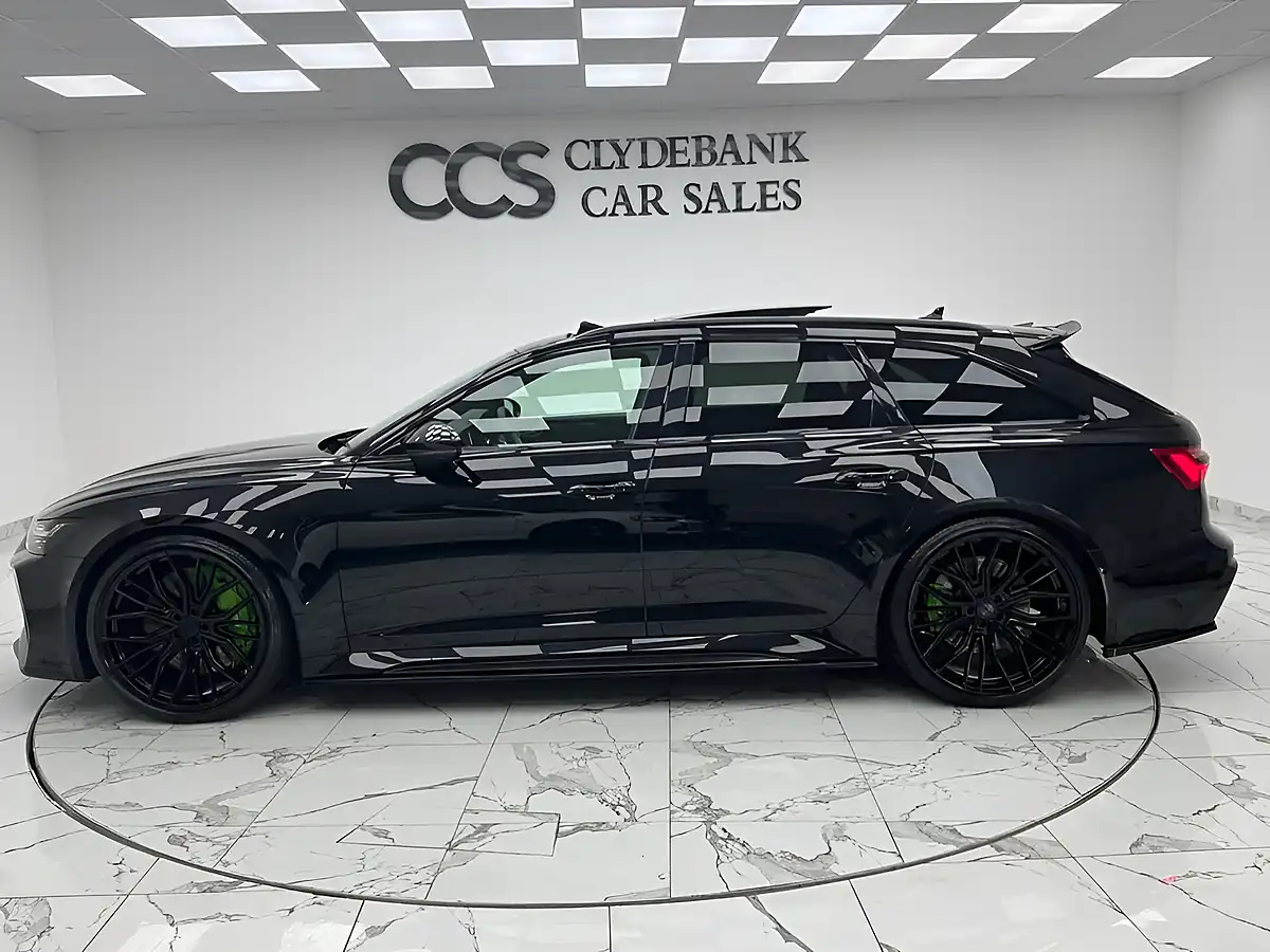 Used 2020 Audi RS6 Avant Carbon Black Black - Interior and Exterior details 6