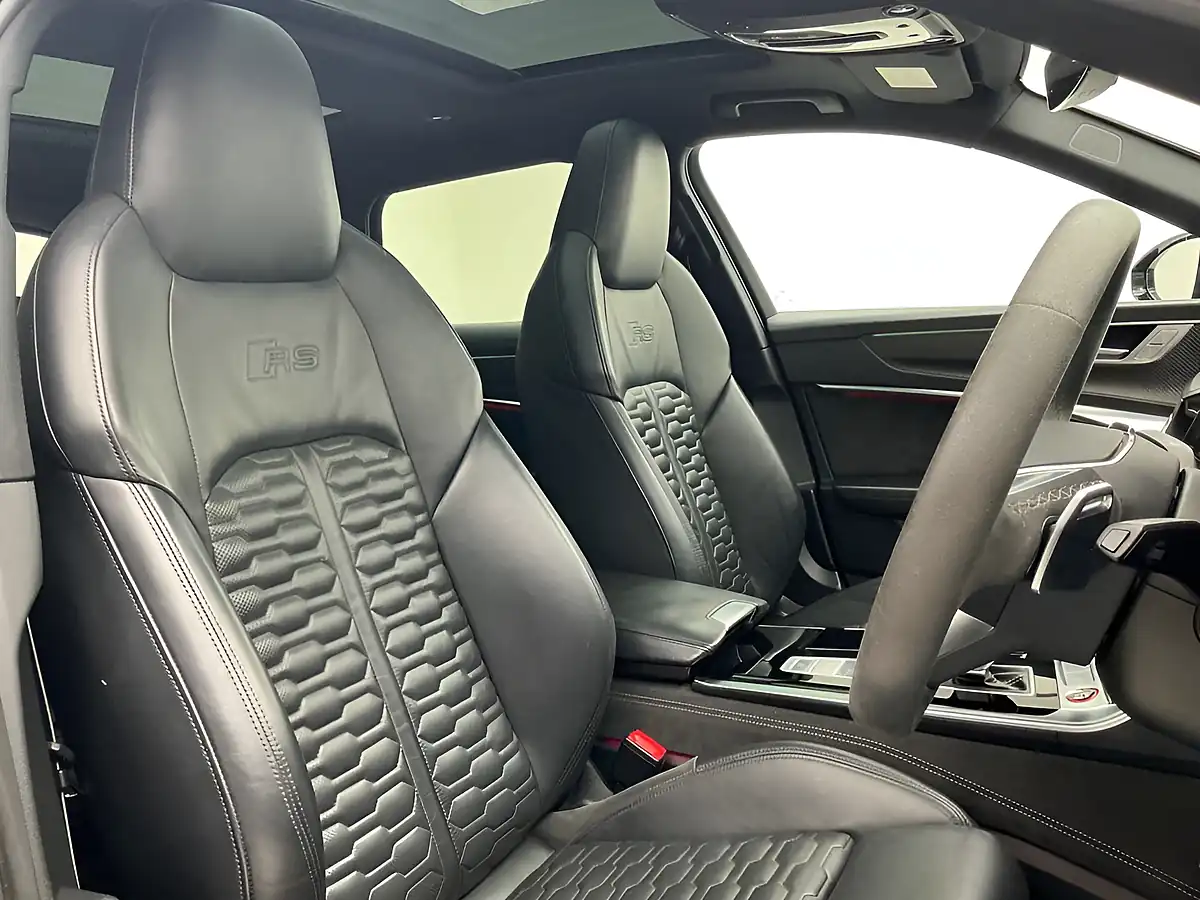 Used 2020 Audi RS6 Avant Carbon Black Black - Interior and Exterior details 9