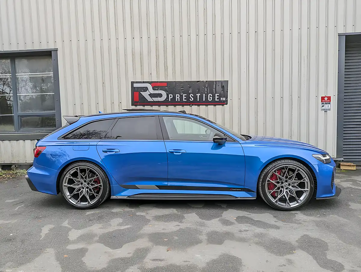 Used 2020 Audi RS6 Avant Carbon Black Blue - Interior and Exterior details 11