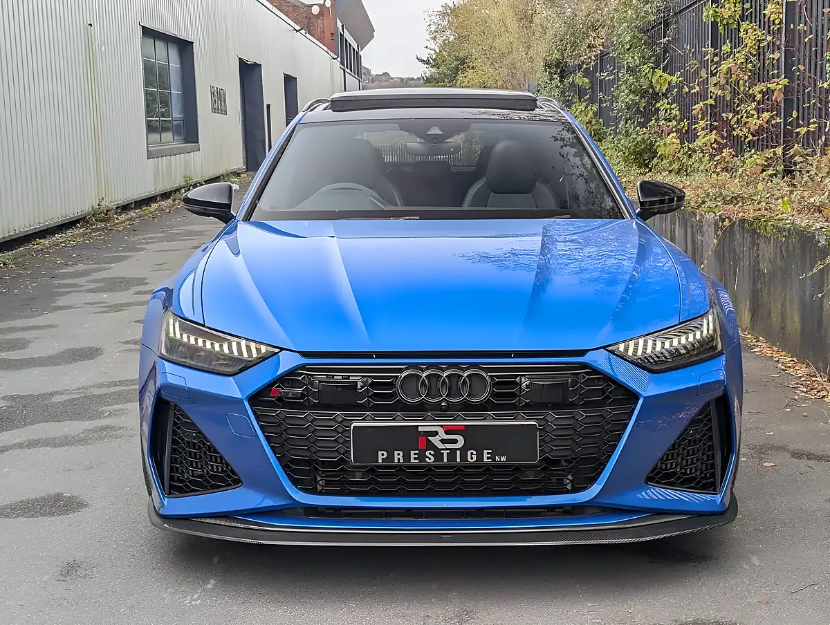 Used 2020 Audi RS6 Avant Carbon Black Blue - Interior and Exterior details 8