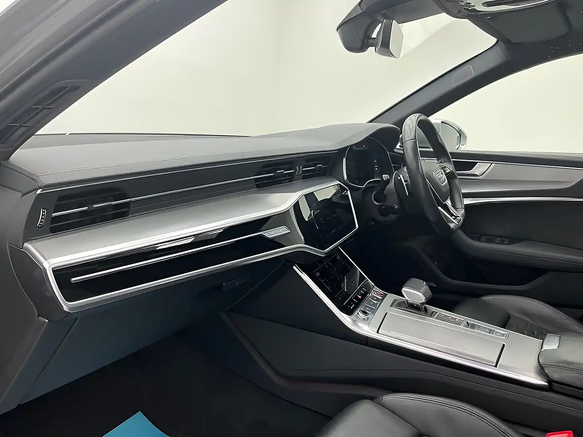 Used 2020 Audi RS6 Avant Grey - Interior and Exterior details 20
