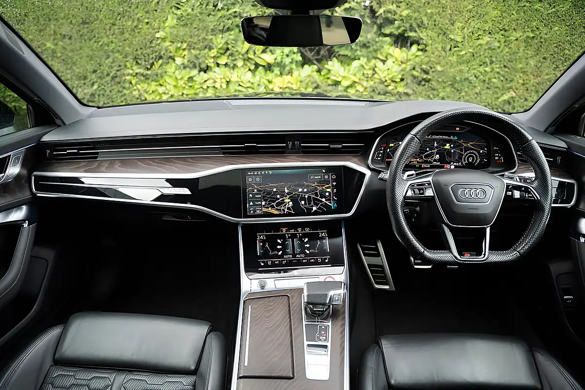 Used 2020 Audi RS6 Avant Vorsprung Black - Interior and Exterior details 16