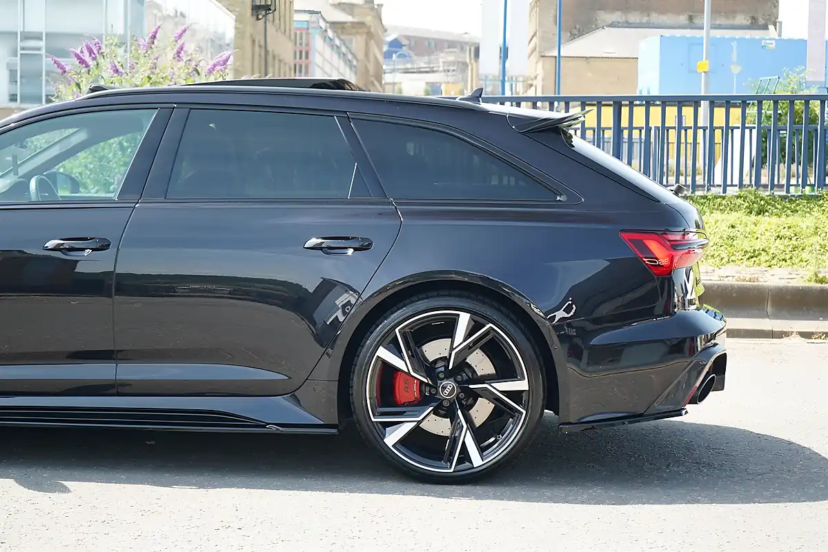 Used 2020 Audi RS6 Avant Vorsprung Black - Interior and Exterior details 9