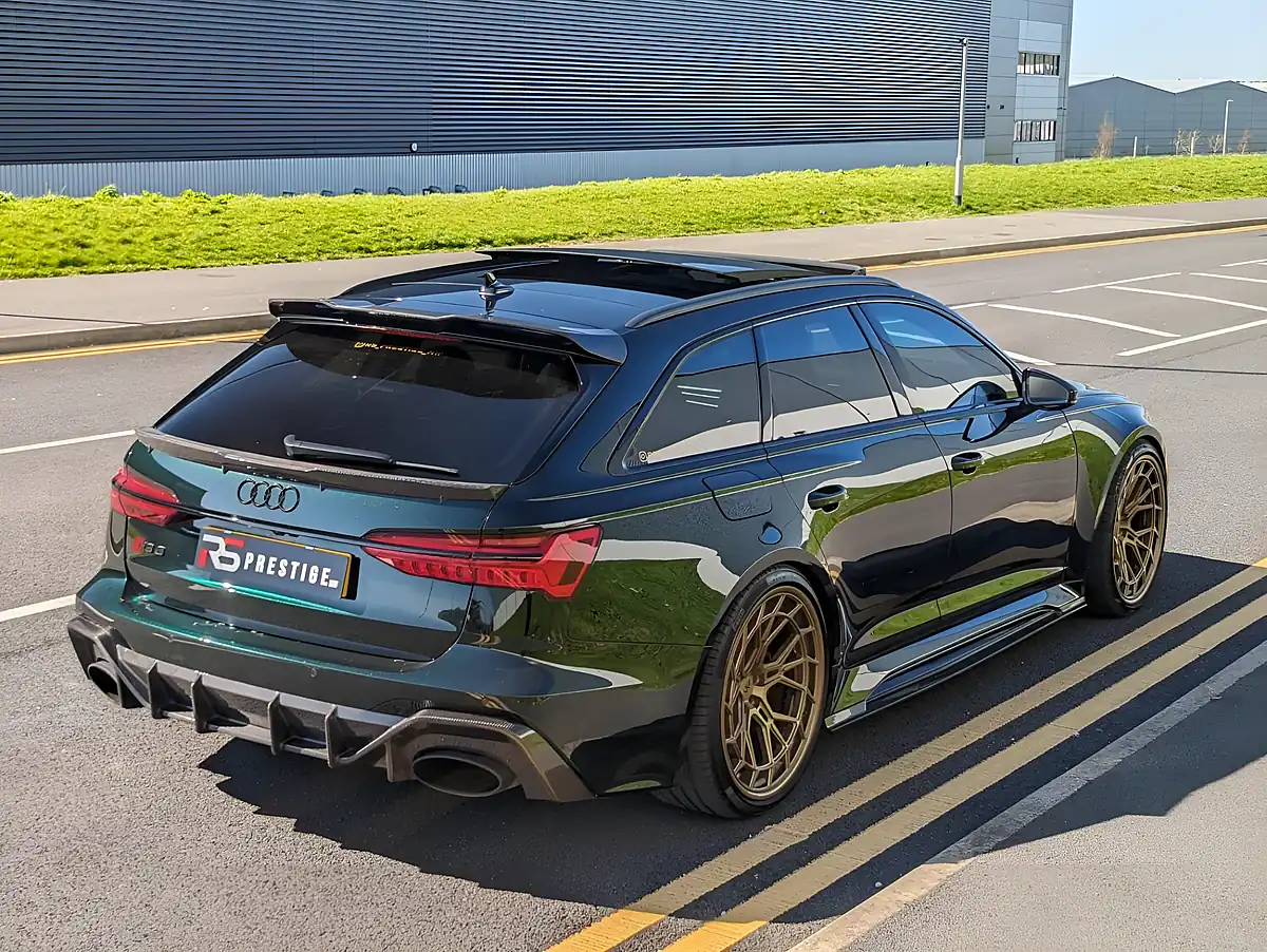 Used 2020 Audi RS6 Launch Edition Black - Interior and Exterior details 10