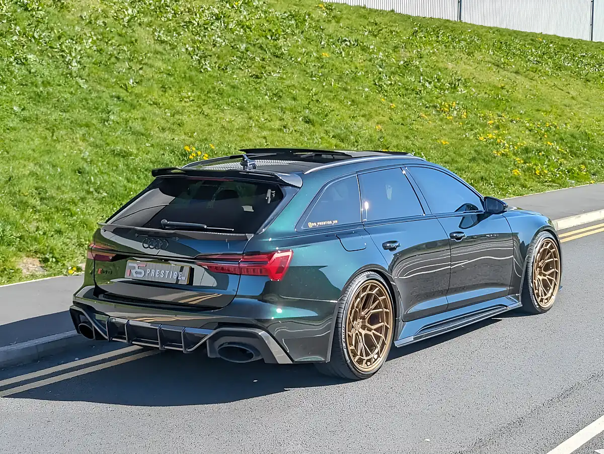 Used 2020 Audi RS6 Launch Edition Black - Interior and Exterior details 11