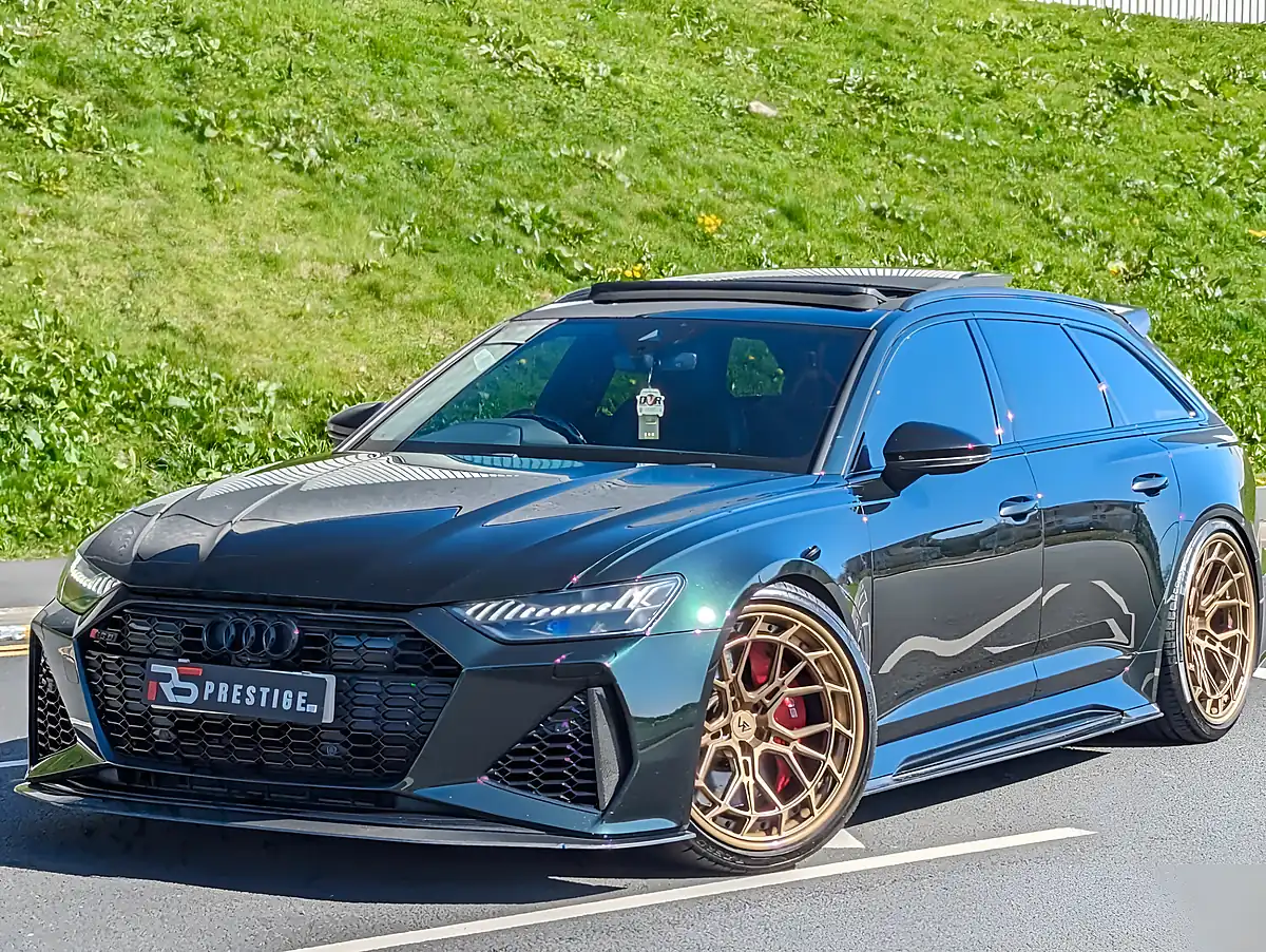 Used 2020 Audi RS6 Launch Edition Black - Interior and Exterior details 6
