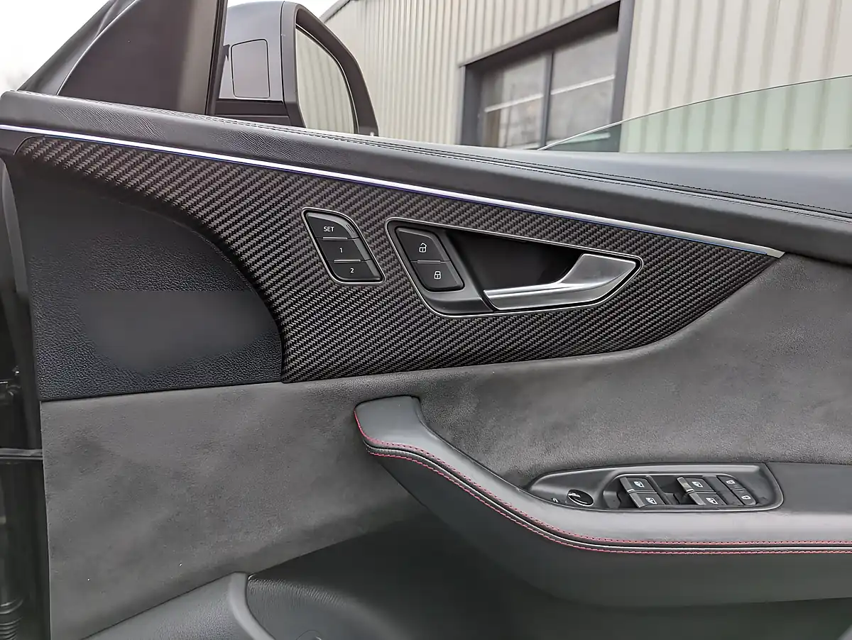 Used 2020 Audi RSQ8 Vorsprung Black - Interior and Exterior details 15