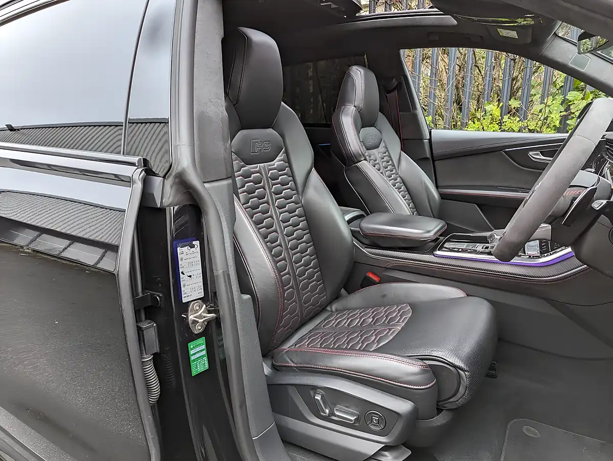 Used 2020 Audi RSQ8 Vorsprung Black - Interior and Exterior details 16