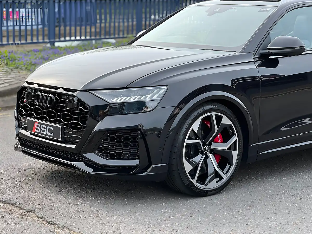 Used 2020 Audi RSQ8 Vorsprung Black - Interior and Exterior details 10