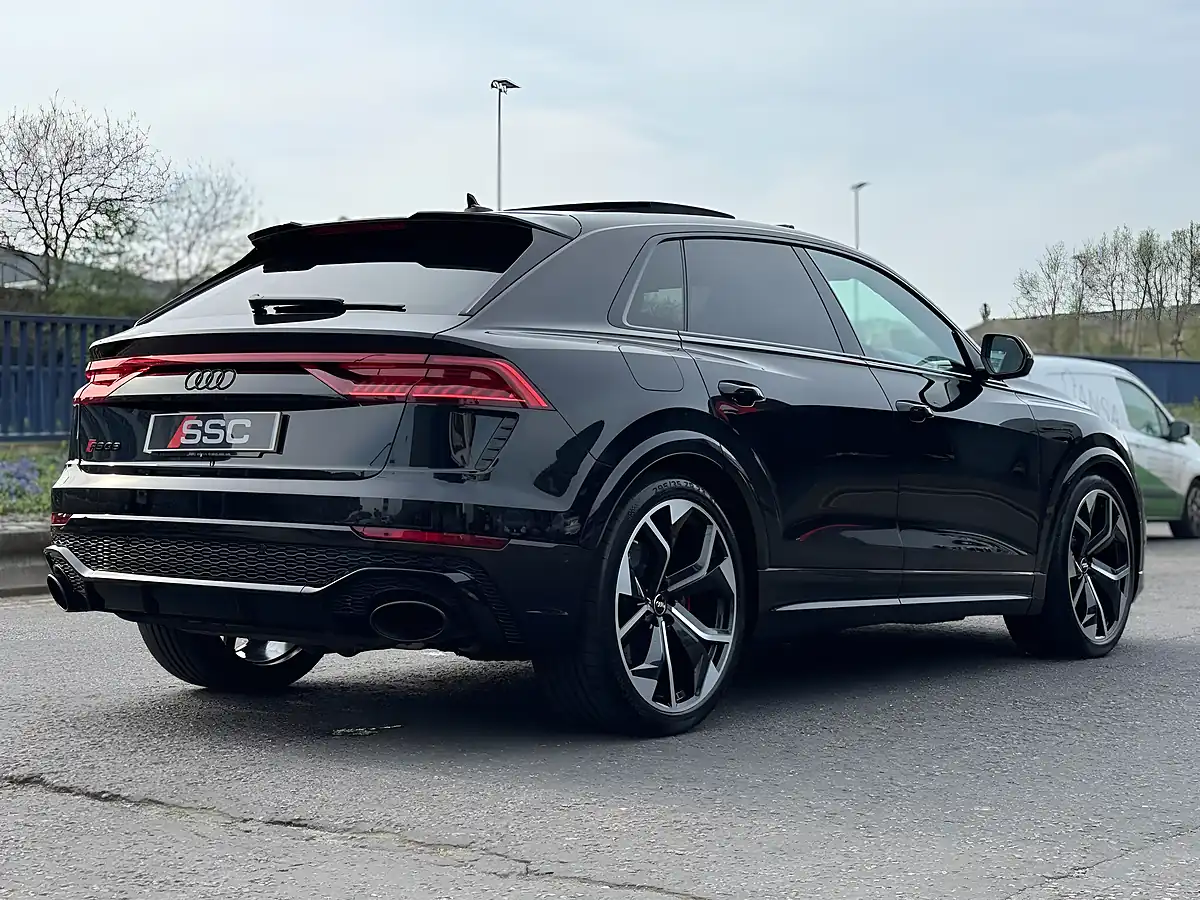 Used 2020 Audi RSQ8 Vorsprung Black - Interior and Exterior details 17