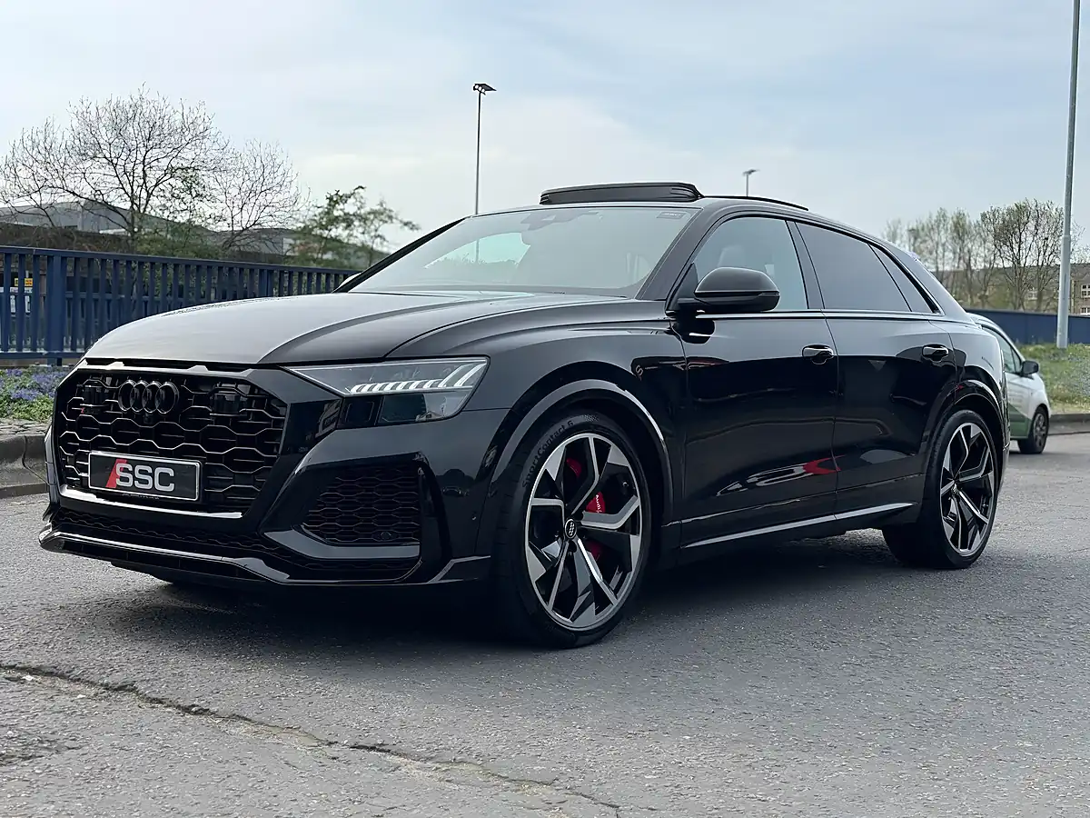 Used 2020 Audi RSQ8 Vorsprung Black - Interior and Exterior details 9