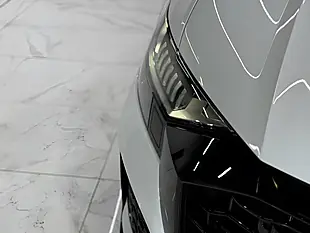 Used 2020 Audi RSQ8 Vorsprung Glacier White - Interior and Exterior details 11