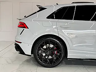 Used 2020 Audi RSQ8 Vorsprung Glacier White - Interior and Exterior details 13