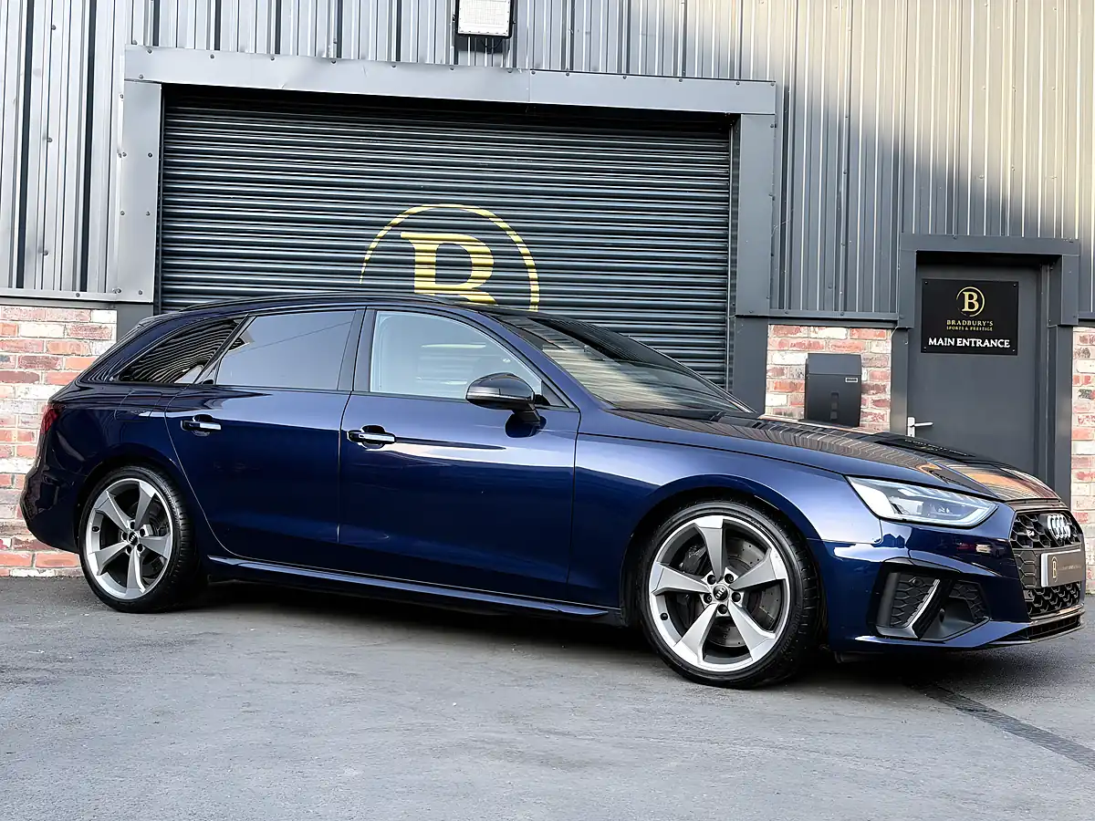 Used 2020 Audi S4 Avant Black Edition Blue - Interior and Exterior details 13