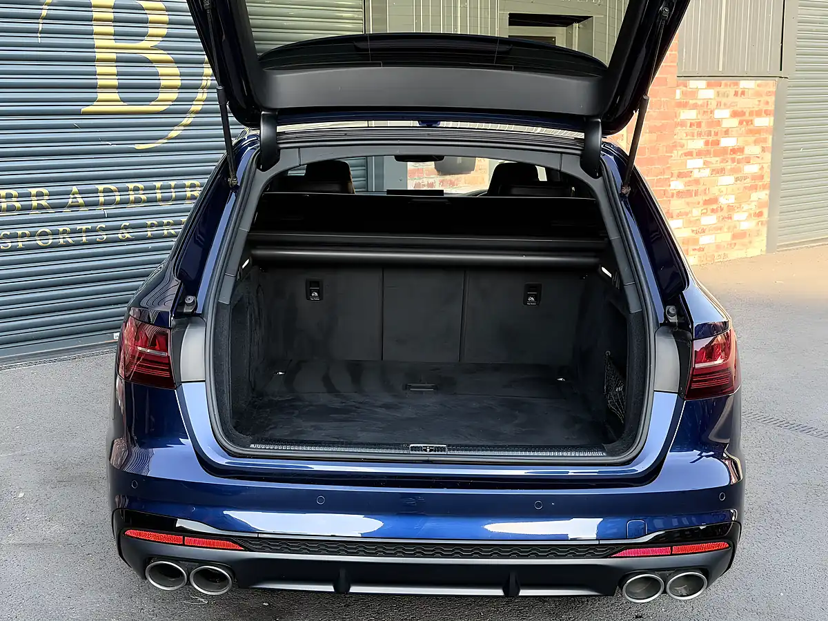 Used 2020 Audi S4 Avant Black Edition Blue - Interior and Exterior details 19