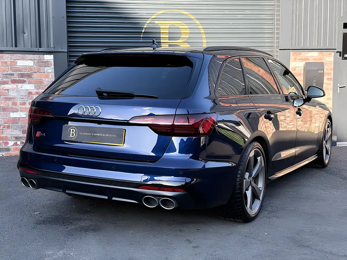 Used 2020 Audi S4 Avant Black Edition Blue - Interior and Exterior details 3