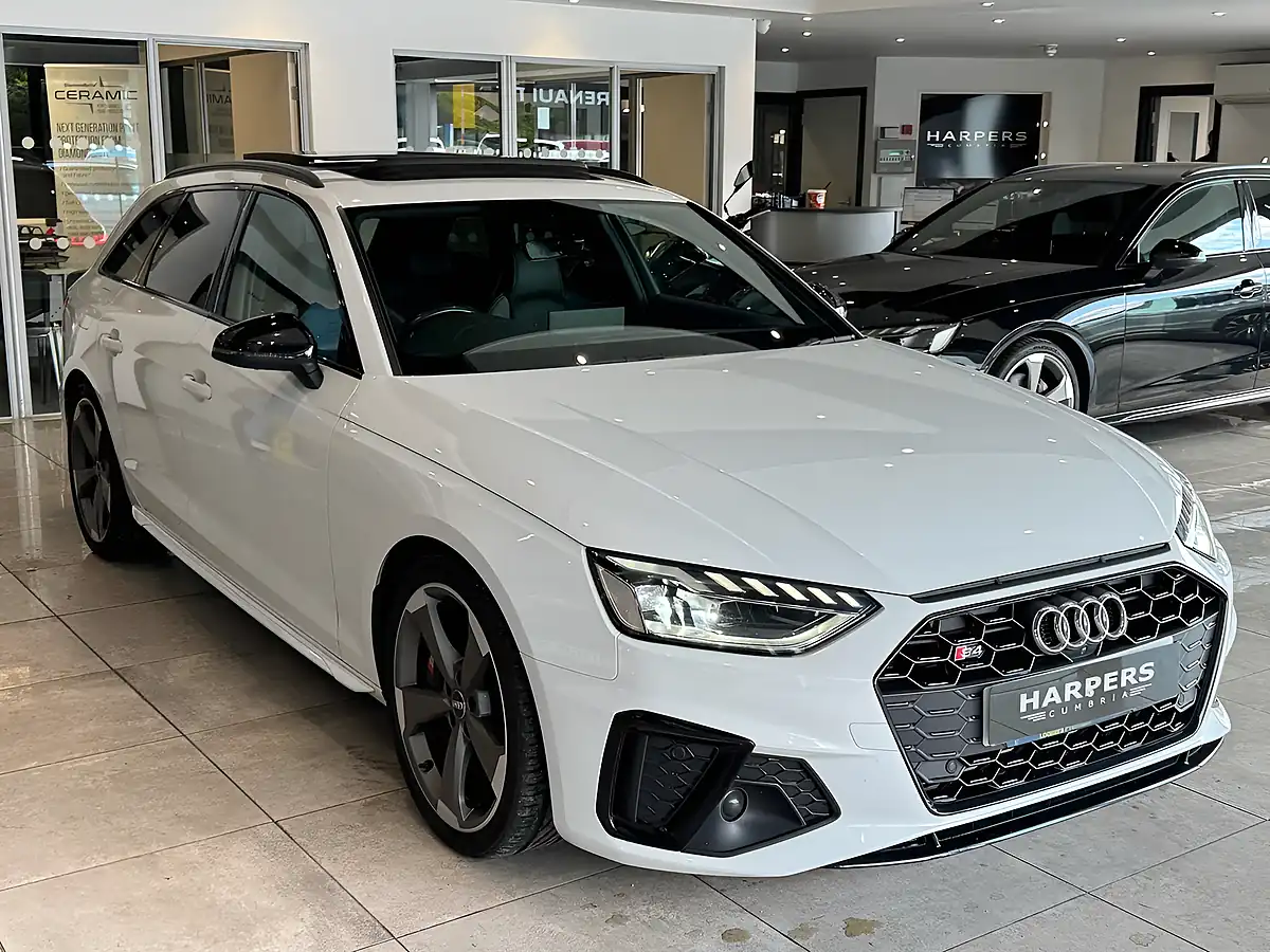Used 2020 Audi S4 Avant Black Edition White - Interior and Exterior details 14
