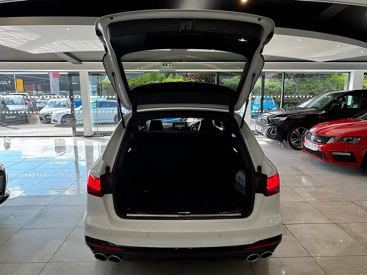 Used 2020 Audi S4 Avant Black Edition White - Interior and Exterior details 6