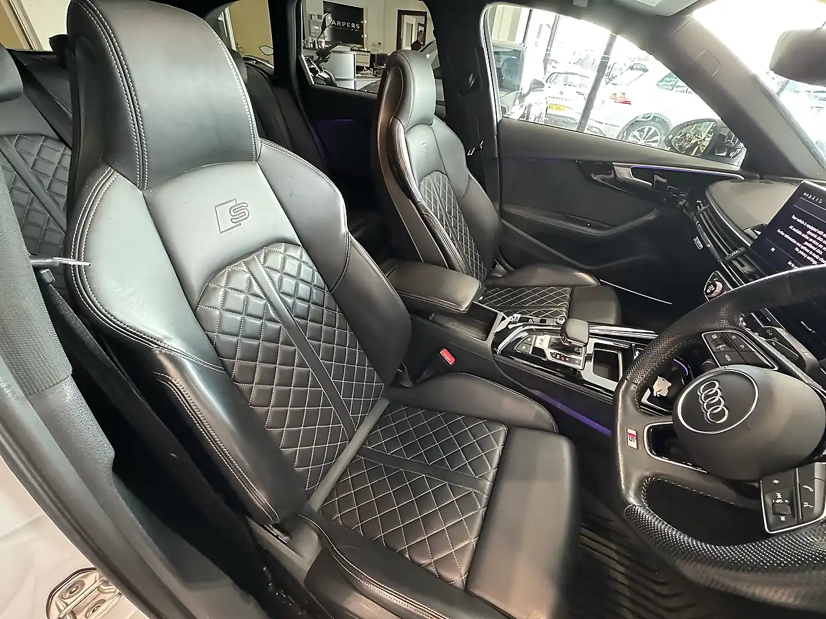 Used 2020 Audi S4 Avant Black Edition White - Interior and Exterior details 9