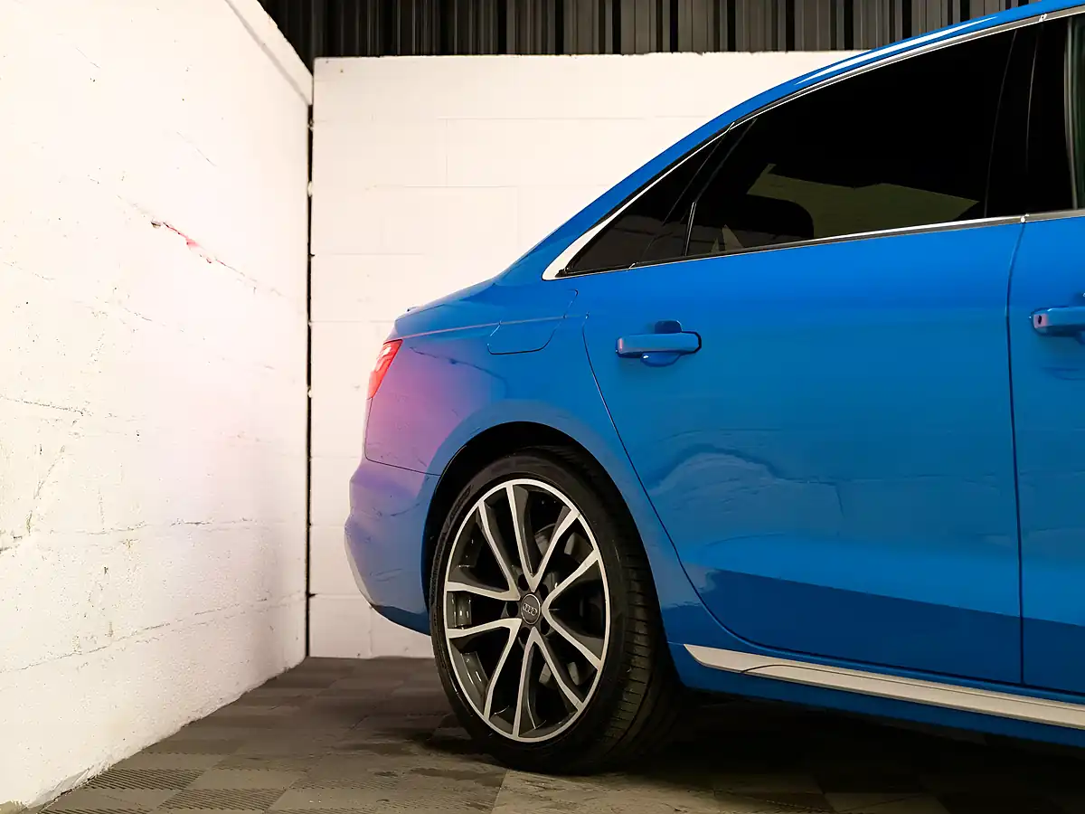 Used 2020 Audi S4 Blue - Interior and Exterior details 19
