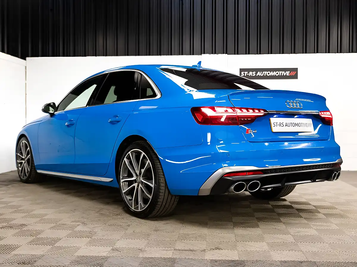 Used 2020 Audi S4 Blue - Interior and Exterior details 3