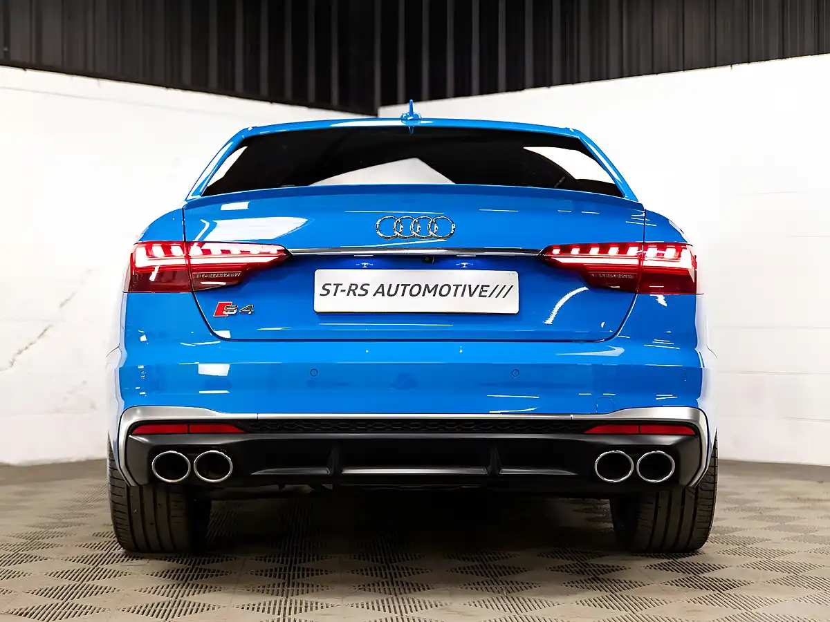 Used 2020 Audi S4 Blue - Interior and Exterior details 9