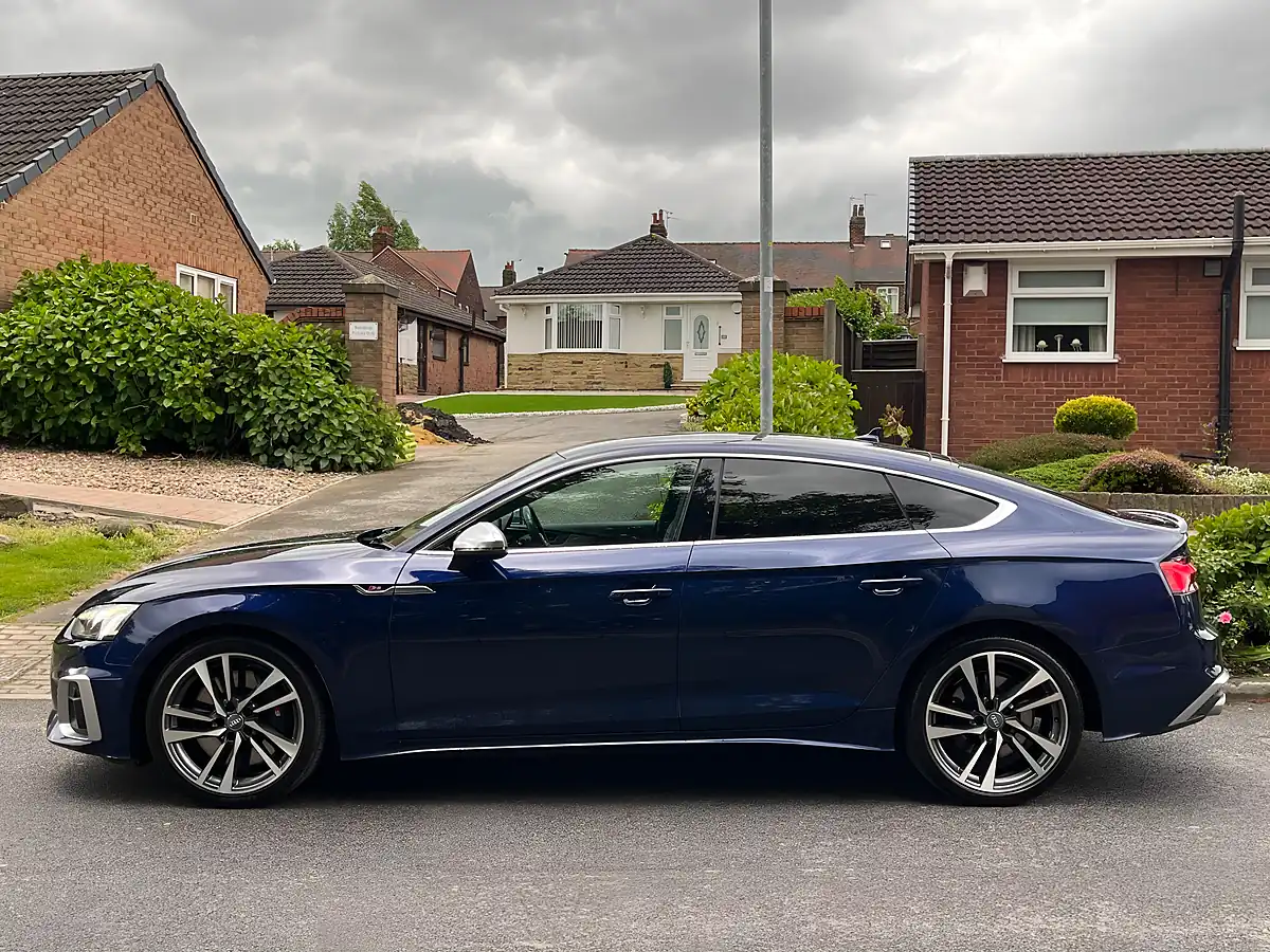 Used 2020 Audi S5 Sportback Blue - Interior and Exterior details 3