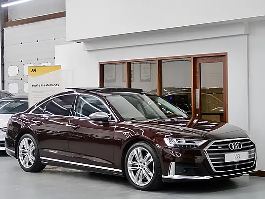 2020 Audi S8 4.0 TFSI V8