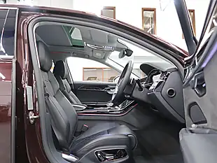 Used 2020 Audi S8 Red - Interior and Exterior details 17