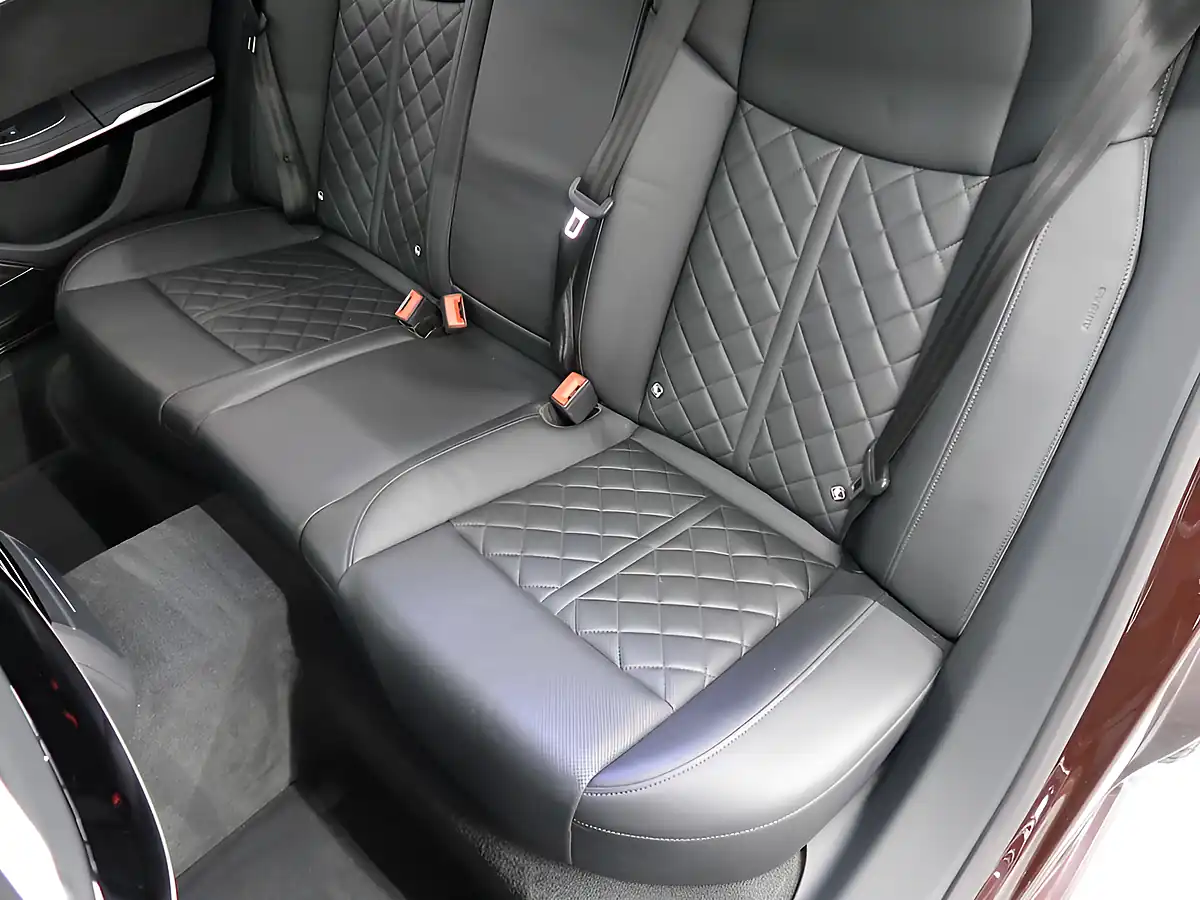Used 2020 Audi S8 Red - Interior and Exterior details 18