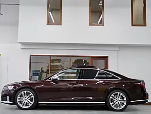 Used 2020 Audi S8 Red - Interior and Exterior details 7
