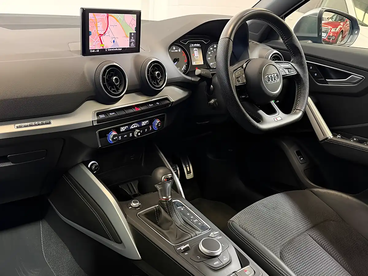 Used 2020 Audi SQ2 S Blue - Interior and Exterior details 14