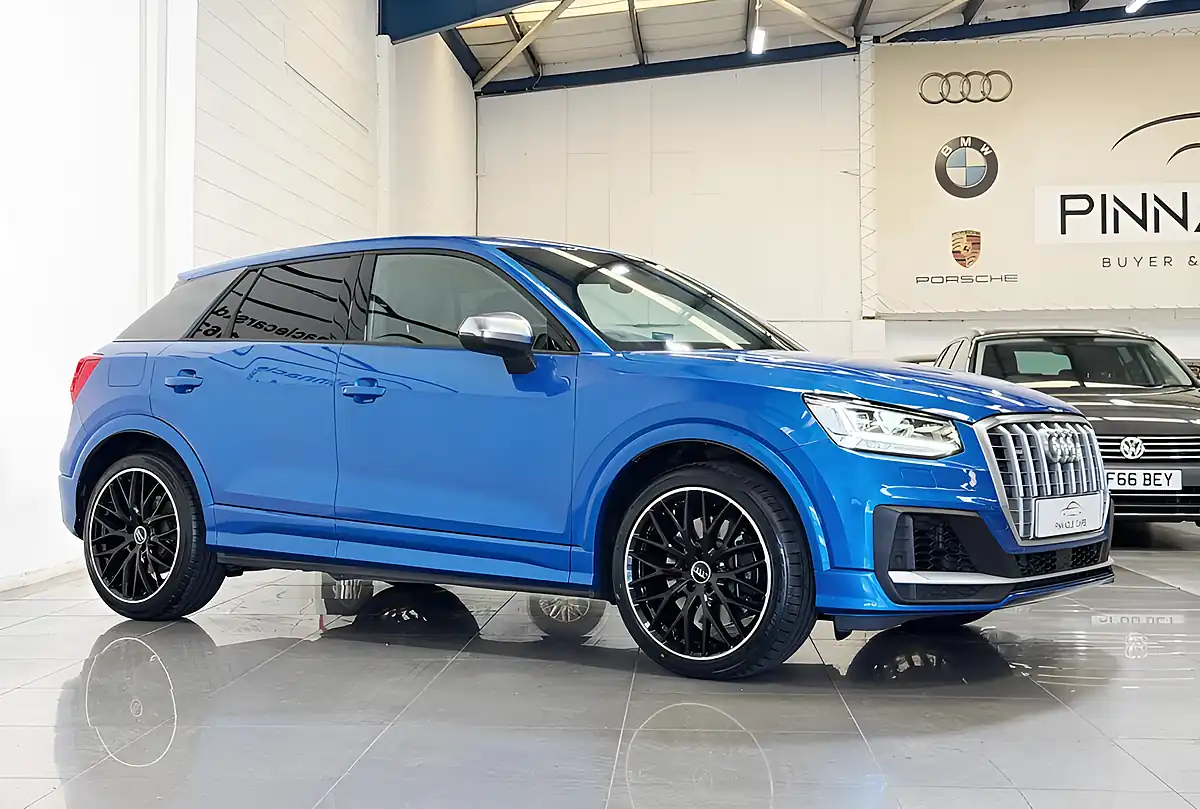 Used 2020 Audi SQ2 S Blue - Interior and Exterior details 6