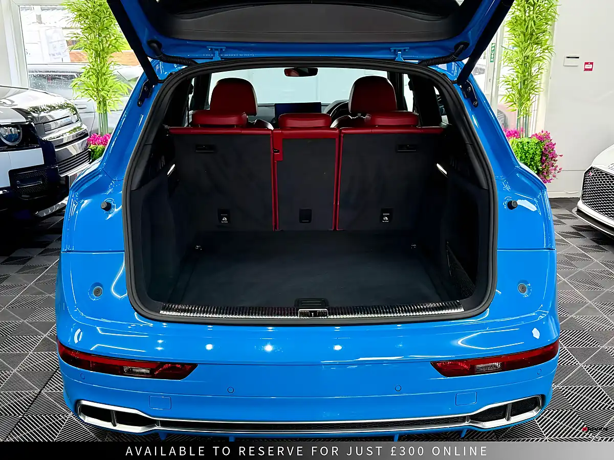 Used 2020 Audi SQ5 Blue - Interior and Exterior details 17