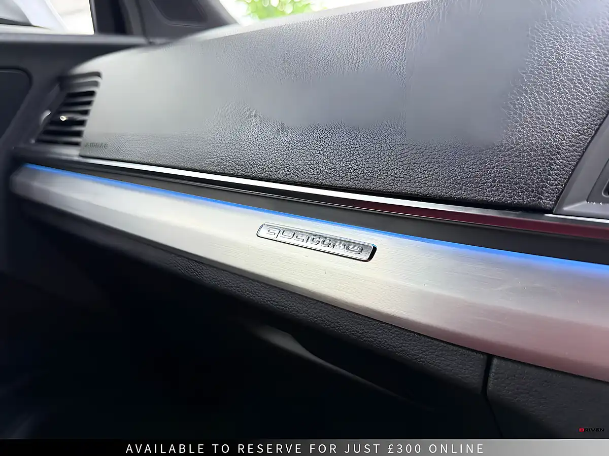 Used 2020 Audi SQ5 Blue - Interior and Exterior details 20