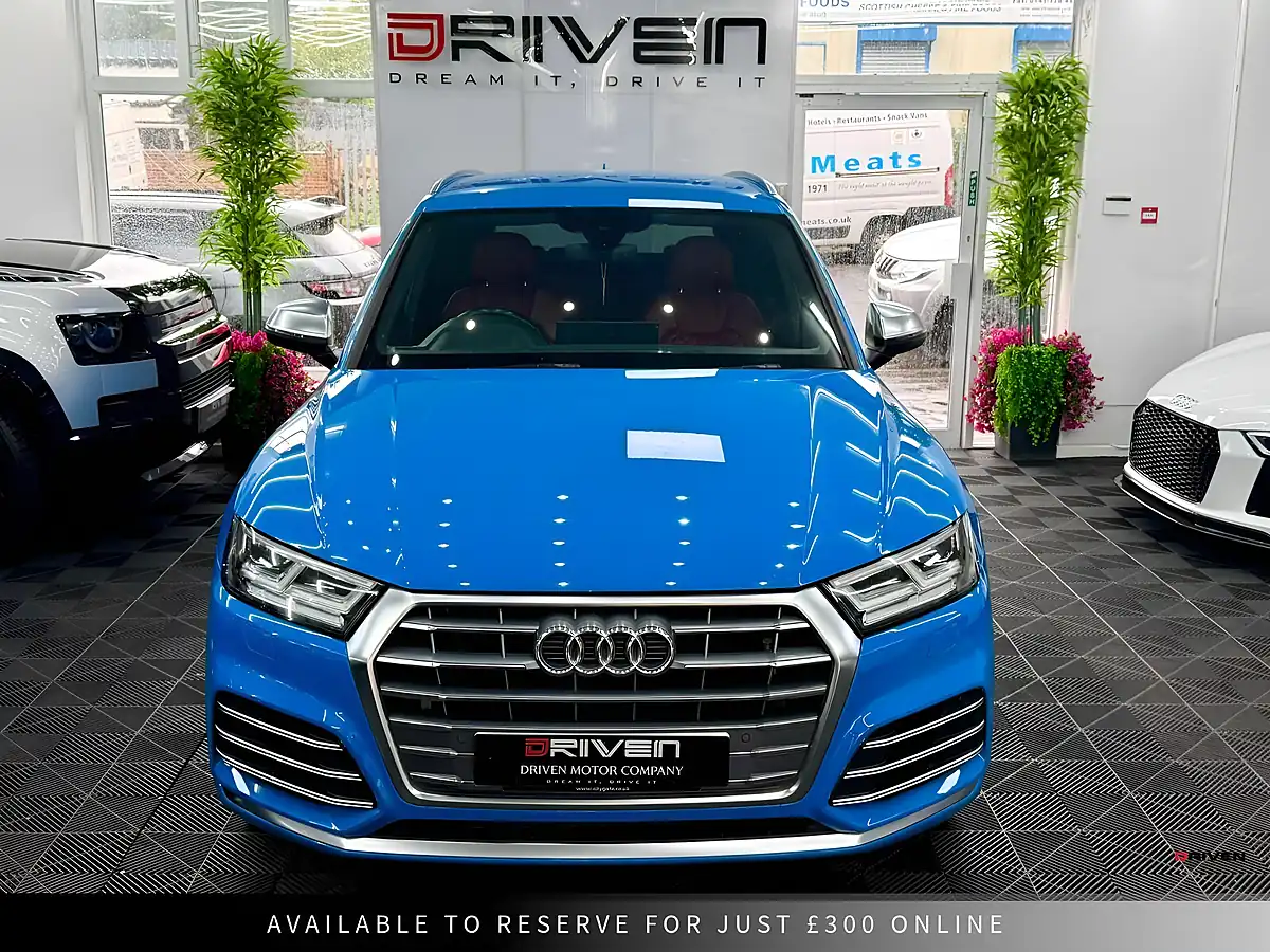 Used 2020 Audi SQ5 Blue - Interior and Exterior details 3