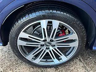 Used 2020 Audi SQ5 S Line Blue - Interior and Exterior details 17