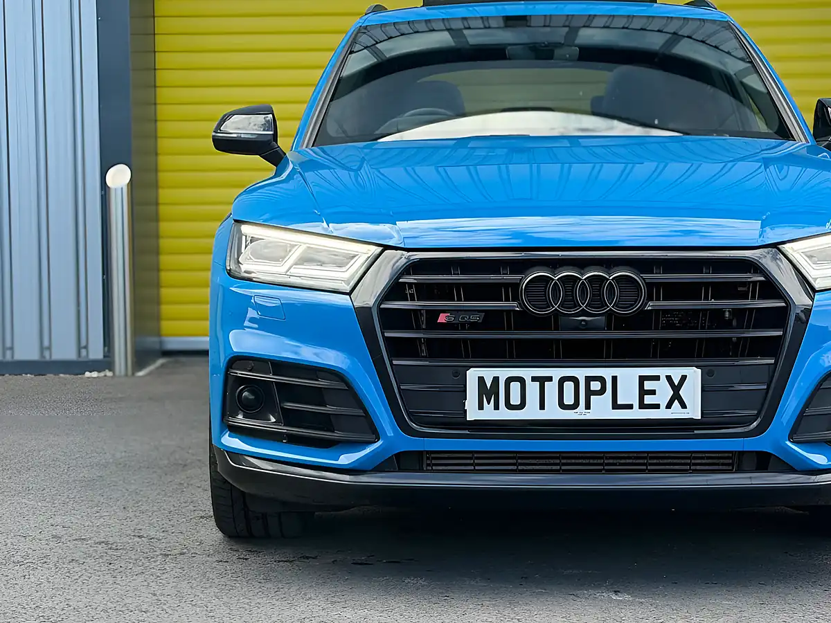 Used 2020 Audi SQ5 Vorsprung Blue - Interior and Exterior details 10