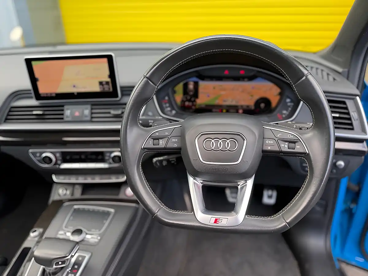 Used 2020 Audi SQ5 Vorsprung Blue - Interior and Exterior details 2